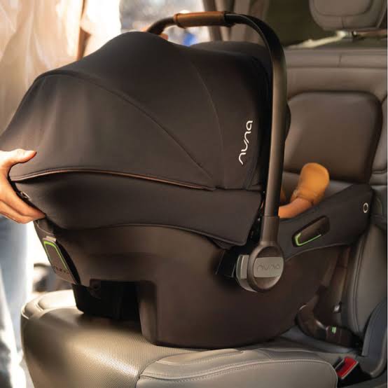 Nuna MIXX next + PIPA urbn Travel System